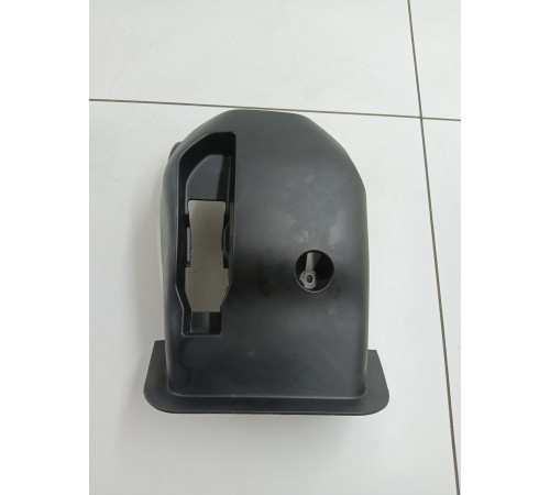 Обшивка рулевой колонки (нижняя)