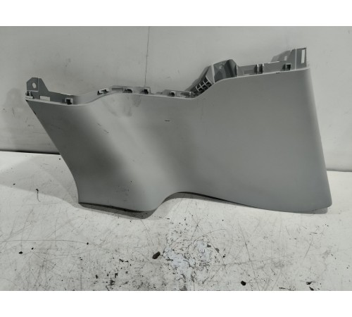 Обшивка багажника правая