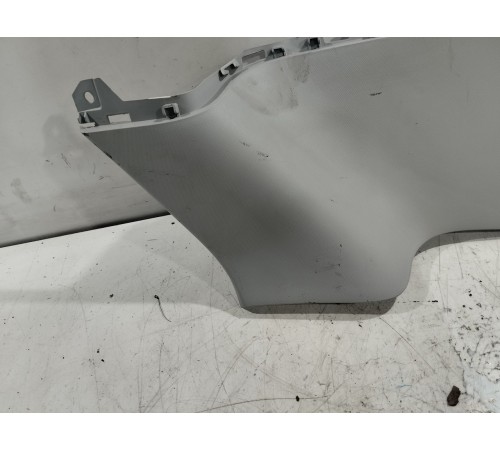 Обшивка багажника правая