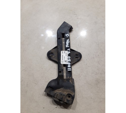 Кабель канал задний левый