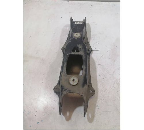 Рычаг подвески задний левый