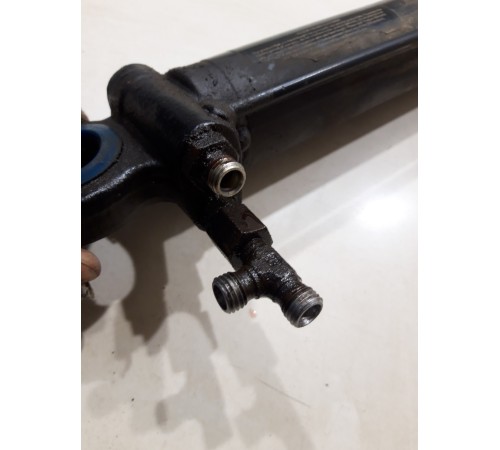 Гидроцилиндр подъема кабины