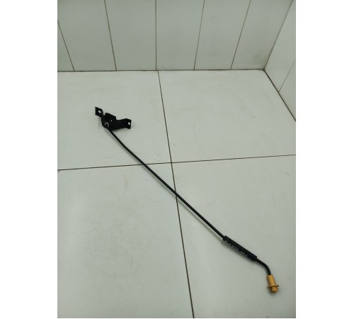 Держатель капота