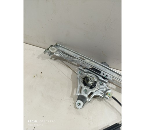 Стеклоподъемник задней левой сдвижной двери