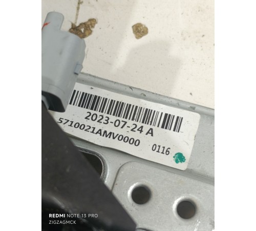 Стеклоподъемник задней левой сдвижной двери