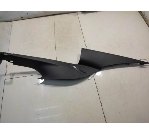 обшивка стойки центральной правой