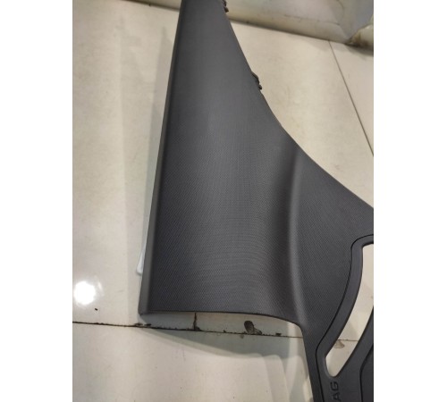 обшивка стойки центральной правой