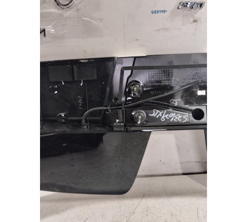 Спойлер крышки багажника