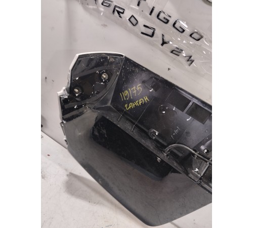 Спойлер крышки багажника