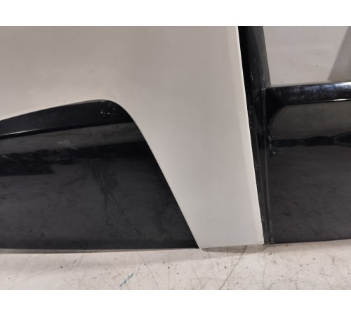 Спойлер крышки багажника