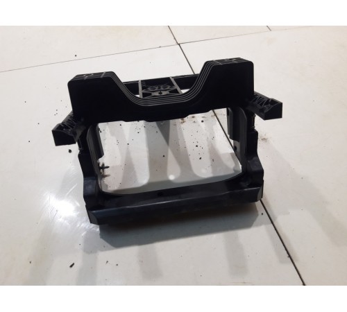 Кронштейн центральной консоли