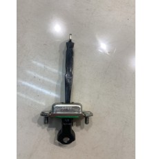 Ограничитель двери (передний, правый)