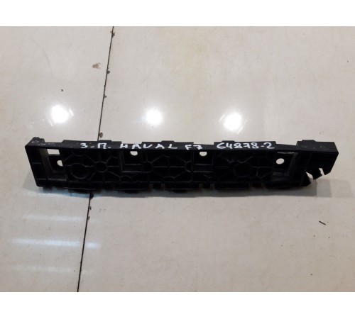 Кронштейн заднего бампера (правый)