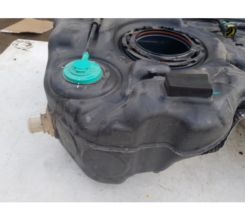 Бак топливный