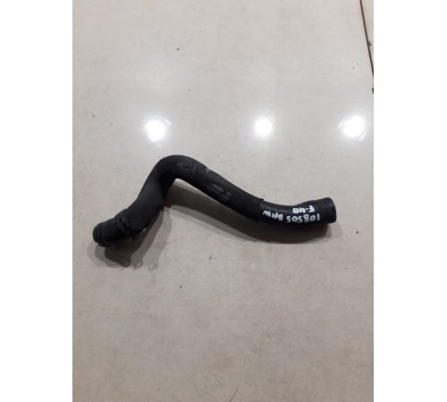 Патрубок системы охлаждения