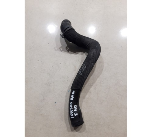 Патрубок системы охлаждения