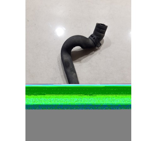 Патрубок системы охлаждения