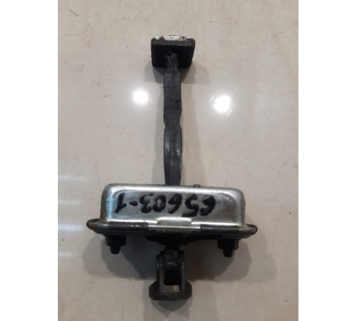 Ограничитель двери (передний, левый)