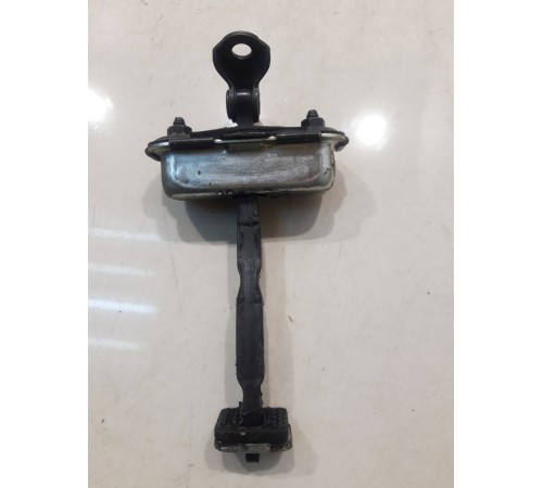 Ограничитель двери (передний, левый)