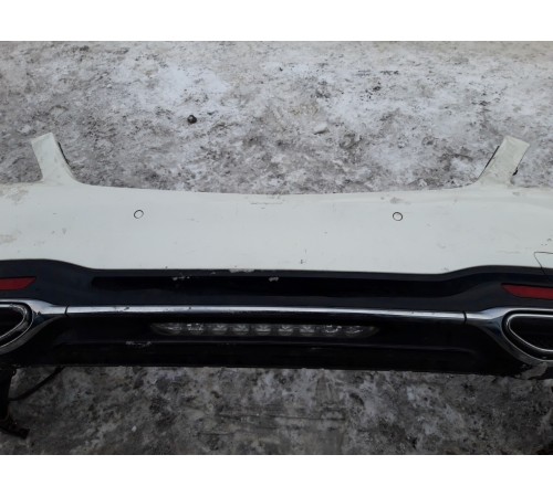 Задний бампер в сборе