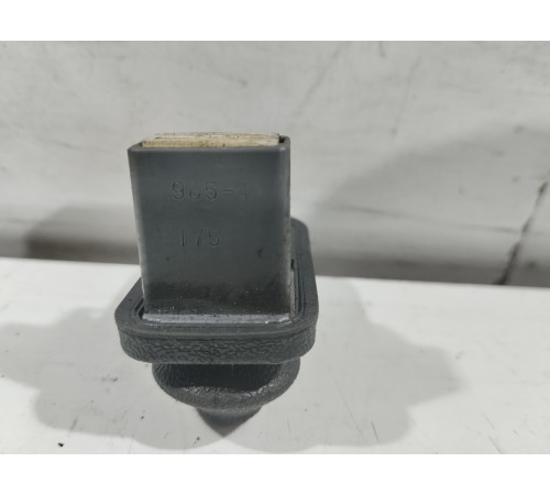 Концевик двери задний правый