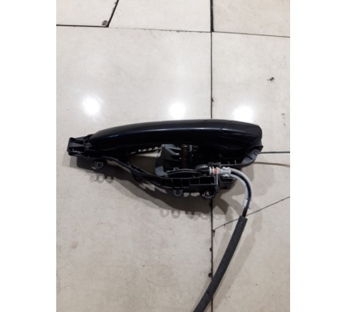 Ручка двери (задняя правая внешняя)