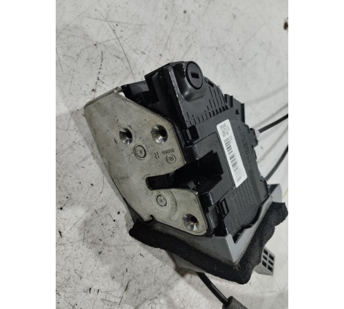 Замок двери задний правый