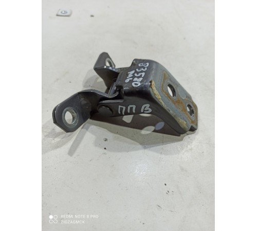 Петля передняя правая верхняя