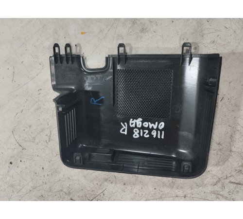 Накладка зеркала правая