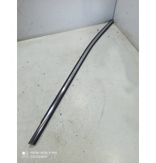 Уплотнитель стекла (задний правый наружный))