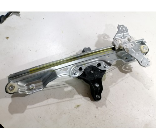 Стеклоподъемник двери задний правый