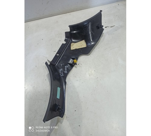 Обшивка центральной стойки левая