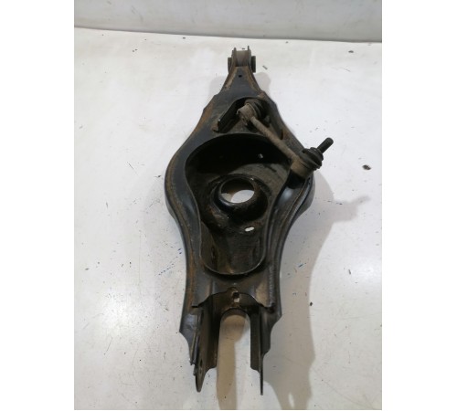 Рычаг задний левый