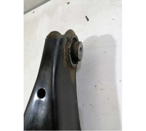 Рычаг задний левый