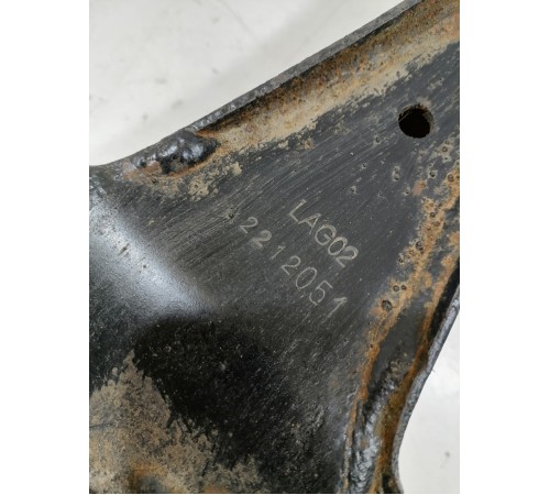 Рычаг задний левый