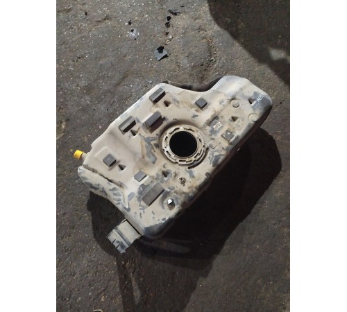 Бак топливный