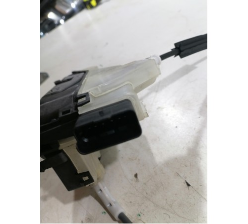 Замок передний левый