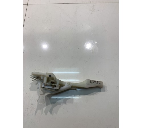 Кронштейн ручки двери (задний, правый, внутренний)