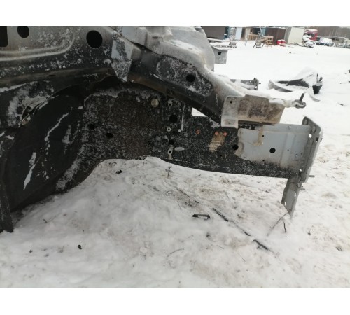 Четверть передняя правая,лонжерон