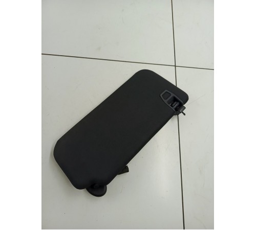 Козырёк левый