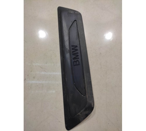 Накладка порога (задняя, правая)