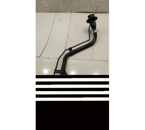 Горловина топливного бака