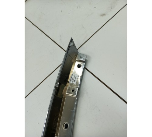 Накладка фары передняя правая