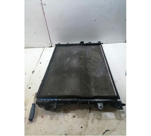 Радиатор охлаждения двигателя