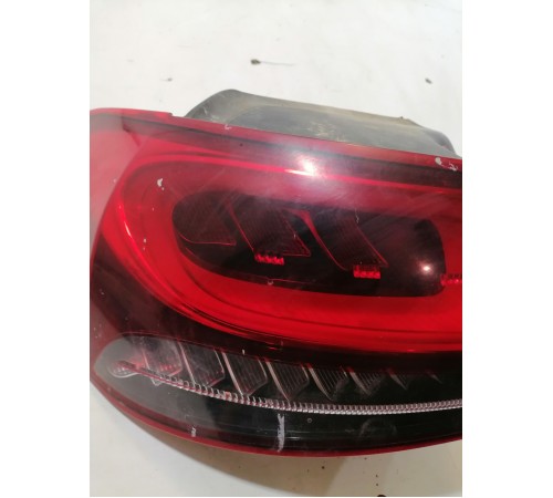 Фонарь задний левый наружный