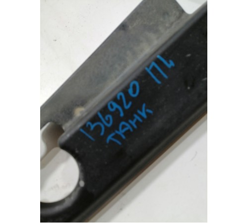 Накладка крыла передняя левая