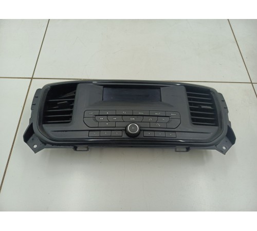 Блок управления магнитолой