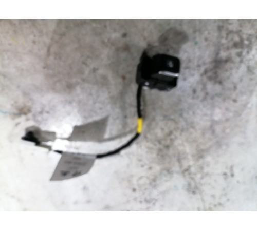 Кнопка стеклоподьемника передняя правая