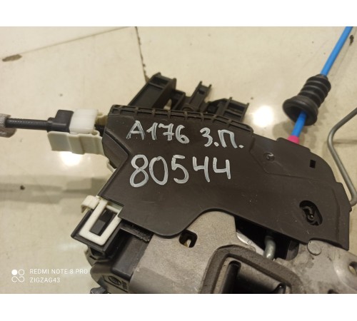 Замок двери (задний правый)