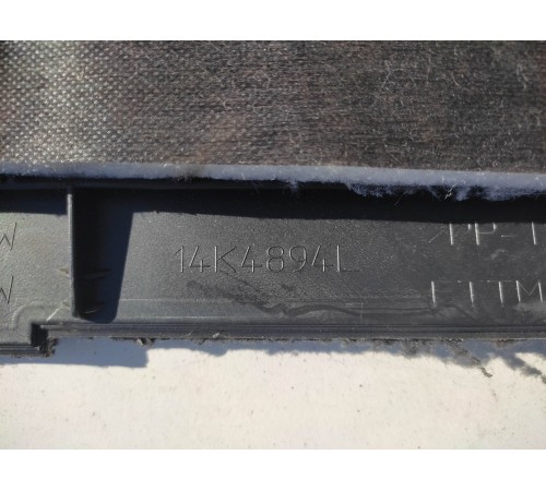 Обшивка багажника левая